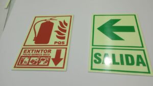 señales fotoluminiscentes