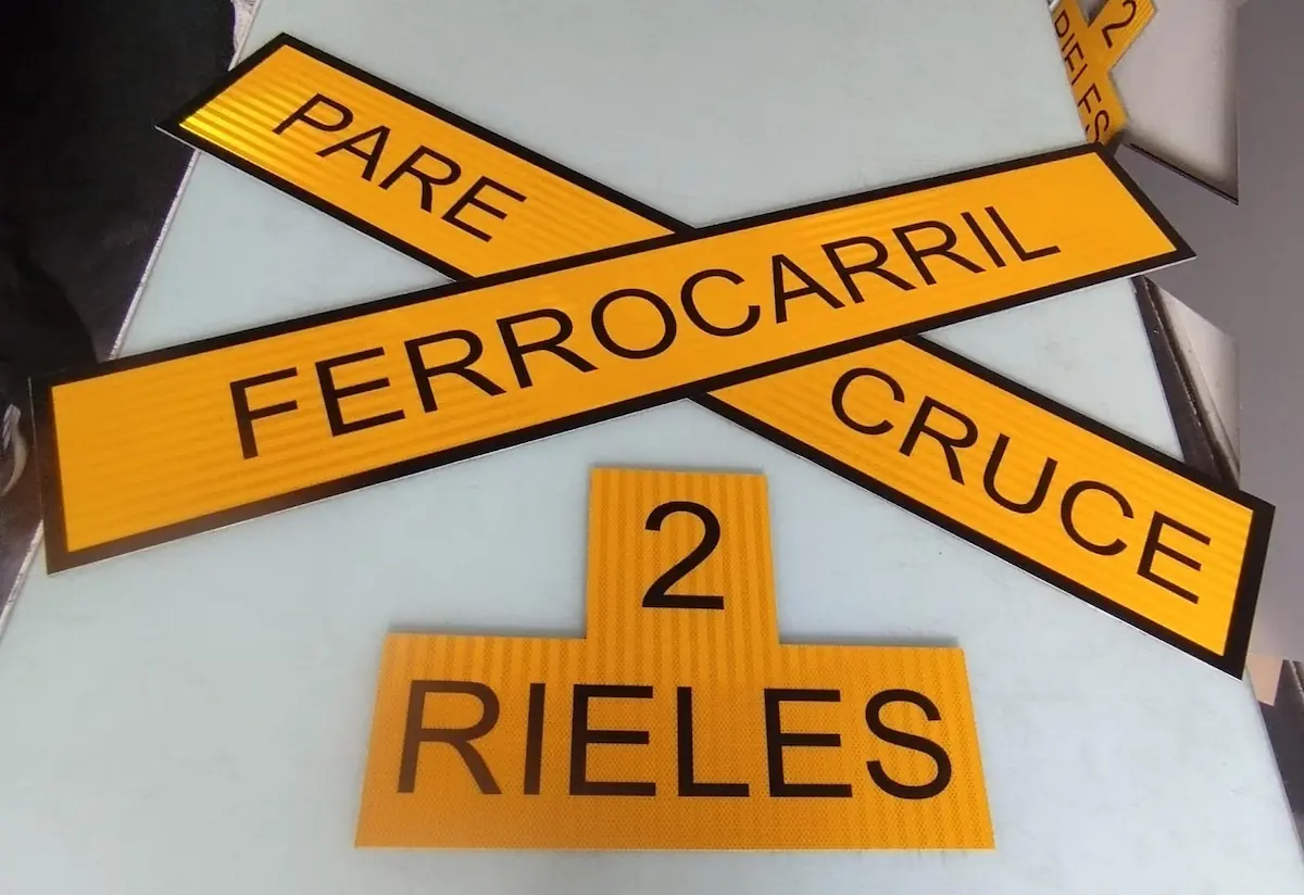 Venta de señales de tránsito reflectivas